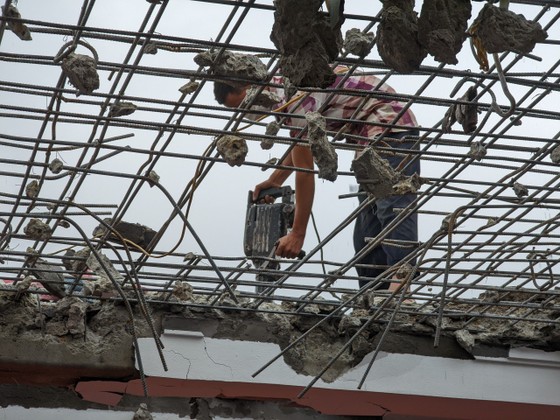 Hà Nội cưỡng chế công trình xây dựng vi phạm di tích quốc gia ảnh 6