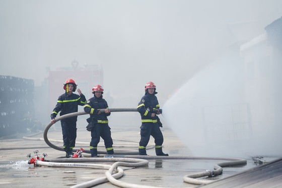Công an TP Hà Nội thông tin chính thức vụ cháy tại Khu Công nghiệp Quang Minh ảnh 4