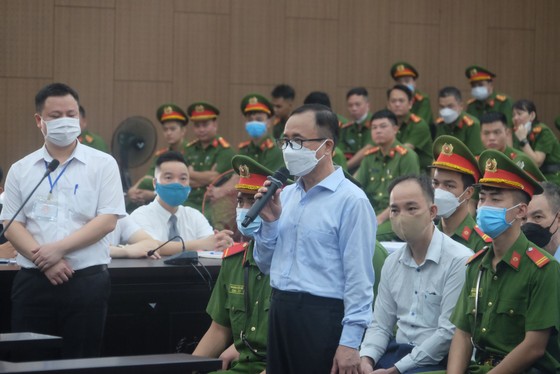 Đề nghị phạt cựu Bí thư Tỉnh ủy Bình Dương Trần Văn Nam 9-10 năm tù giam ảnh 1