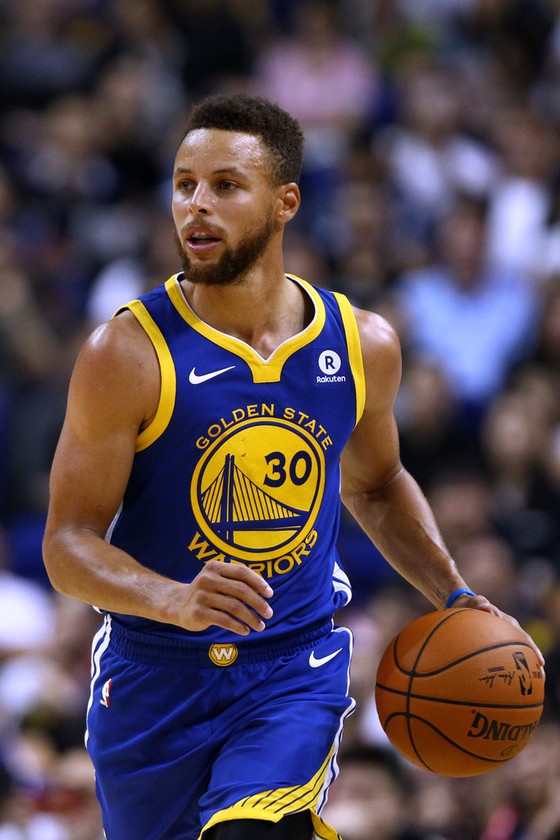 Bóng rổ NBA: Curry ghi 40 điểm,Warrriors hạ Timberwolves 142-110 ảnh 1