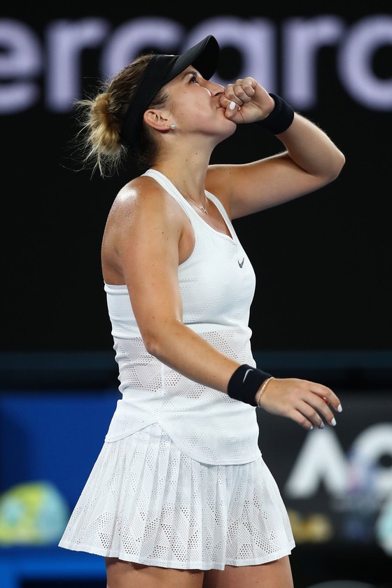 Australian Open 2018: Venus thua “truyền nhân của Hingis”, Nadal dễ dàng vào vòng 2 ảnh 1
