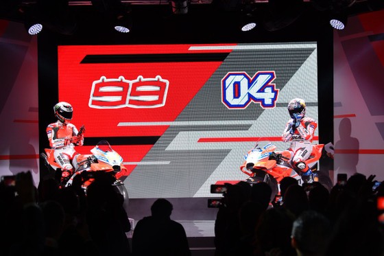 Đua xe mô tô: Ducati công bố mẫu xe đua mới cho Moto GP 2018 ảnh 5