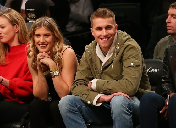 “Mỹ nữ Canada” Eugenie Bouchard: Đổi 4 kiểu vợt vẫn thua tối mặt ảnh 2