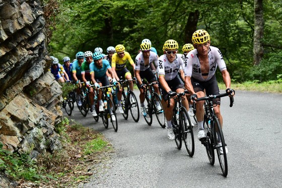 Giro d’Italia 2018: Froome và “biệt đội mặt dày” ảnh 1