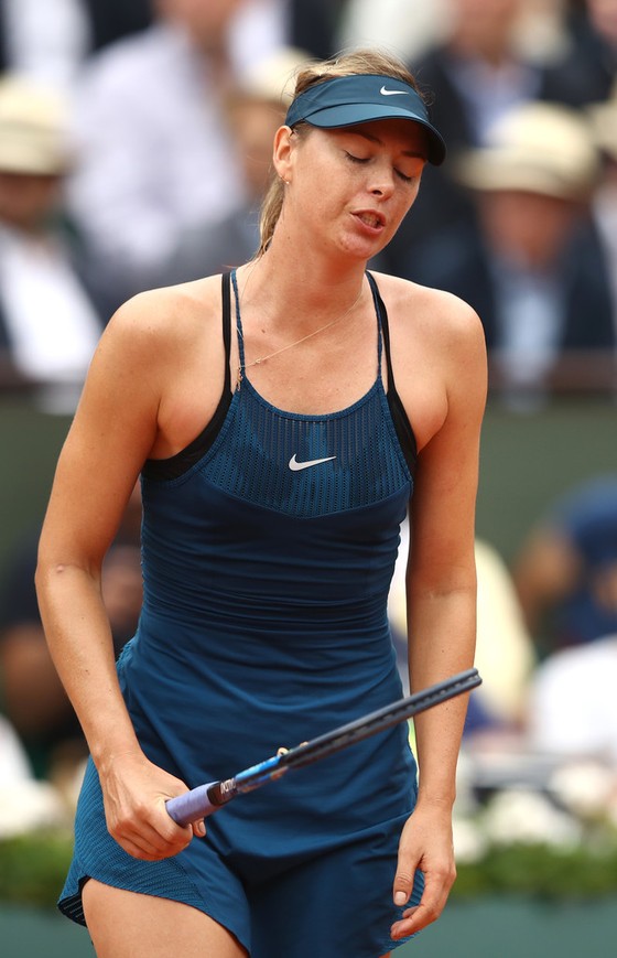Roland Garros 2018: Sharapova thua sốc Muguruza ảnh 1