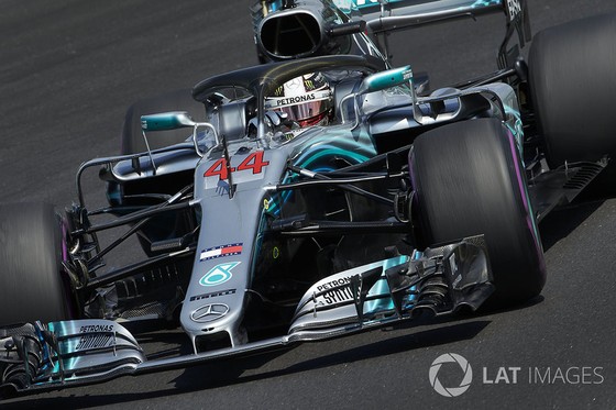 Đua xe F1: Hamilton sẽ nặng cân hơn, cơ bắp hơn ở mùa sau ảnh 1