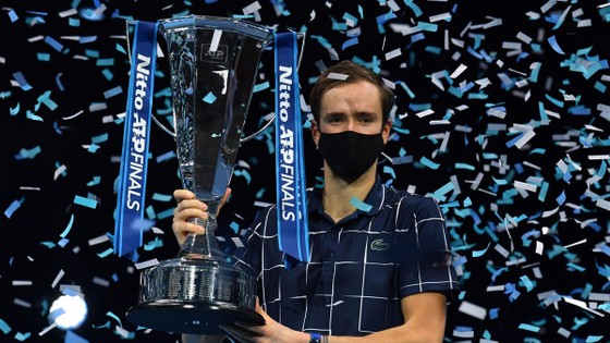 Medvedev vô địch ATP Finals 2020