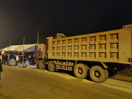 Tai nạn kinh hoàng khiến 4 người trong một gia đình tử vong ảnh 1