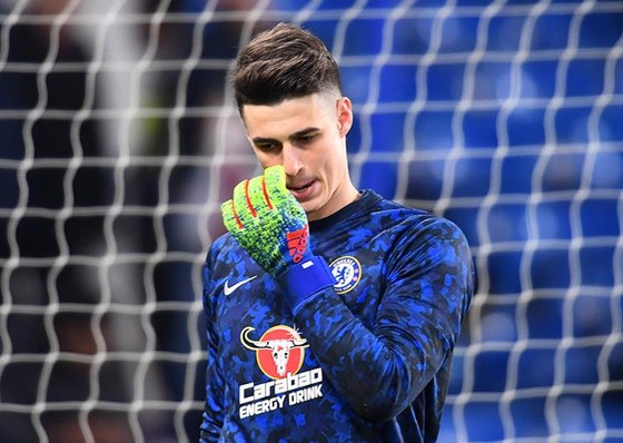 Toàn cảnh chuyện Sarri trừng phạt Kepa, xếp anh này trên ghế dự bị ảnh 4