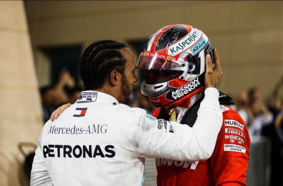 Đua xe F1: Màn lật đổ ngoạn mục của Mercedes ở Bahrain ảnh 7