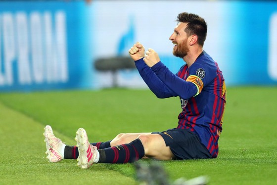 Thế giới trong cơn cuồng Lionel Messi - Balotelli: “Xin đừng so sánh Messi với số 7 của… Juventus” ảnh 5