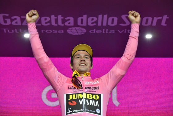 Giro d’Italia: Trên đường mưa, Ackermann giành chiến thắng thứ 2, củng cố vị thế Áo tím ảnh 3
