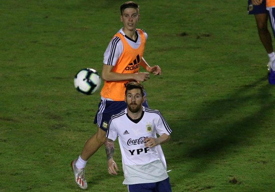 Argentina - Colombia: Ông Scaloni sẽ chơi với “mũi đinh ba” Messi - Aguero - Di Maria ảnh 11