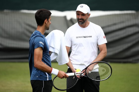 Hôm nay, Djokovic bắt đầu bảo vệ ngôi vô địch, Lopez cũng chơi Grand Slam thứ 70 ảnh 1