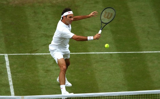 Wimbledon: Federer thắng trận thứ 99 chỉ sau 74 phút, Berrettini muốn trả anh tiền “dạy thêm" ảnh 3