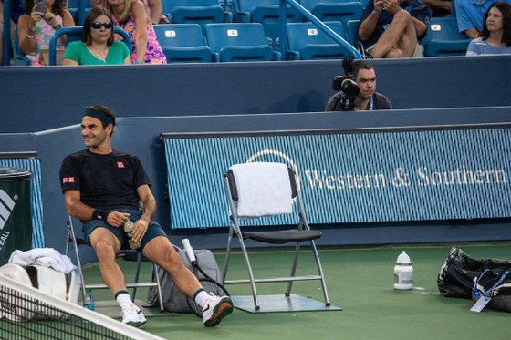 Cincinnati Masters: Federer vẫn đau vì Wimbledon, Djokovic lại khơi dậy nỗi đau đó ảnh 7