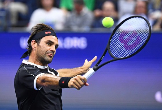 US Open: Sharapova thua sấp mặt Serena, Federer thắng chật vật ảnh 3