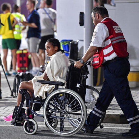 Giải điền kinh thế giới 2019: Chạy marathon, bà mẹ 3 con 41 tuổi về đích lúc 2 rưỡi sáng, xếp hạng 6 ảnh 8