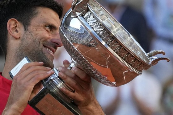 Djokovic vô địch French Open lần thứ 2