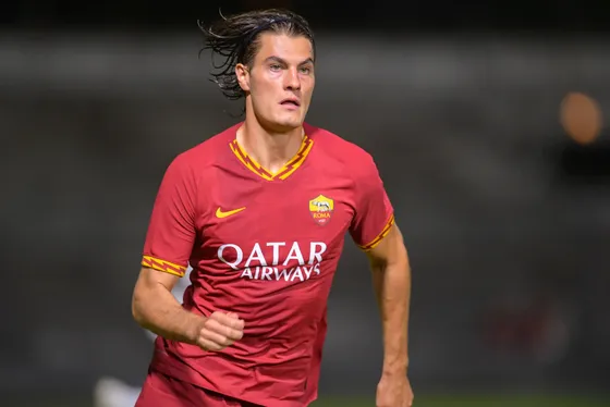 Patrik Schick: 12 tuổi đã “mâu thuẫn” với cha, cực mê tiền và… có HLV tâm lý từng làm lãnh đạo ở Microsoft ảnh 1