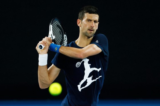 Daniil Medvedev gây sốc trên Instagram, Novak Djokovic có thể được tham gia Roland Garros ảnh 2
