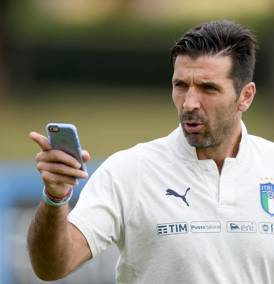 Azzurri sẽ quật khởi nhờ các cựu binh! ảnh 1