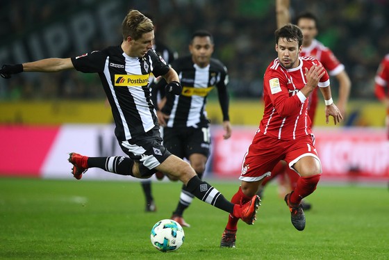 Bundesliga: Dormund lại “đột quỵ”, Heynckes thua trận đầu ảnh 1