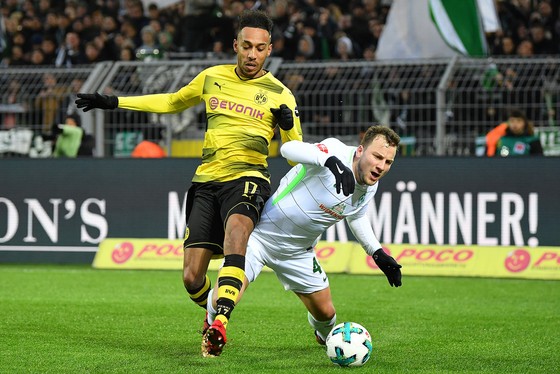 Dortmund lại đóng băng Aubameyang vì “đi đêm” với Arsenal ảnh 1