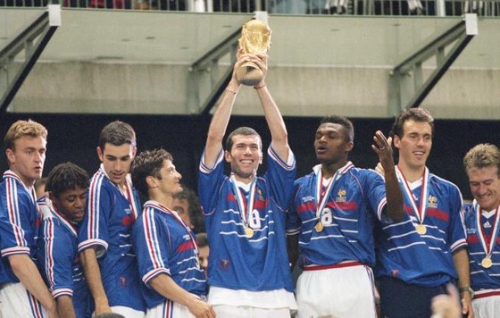 Platini: “Pháp đã sắp đặt để gặp Brazil ở chung kết World Cup 1998”  ảnh 1