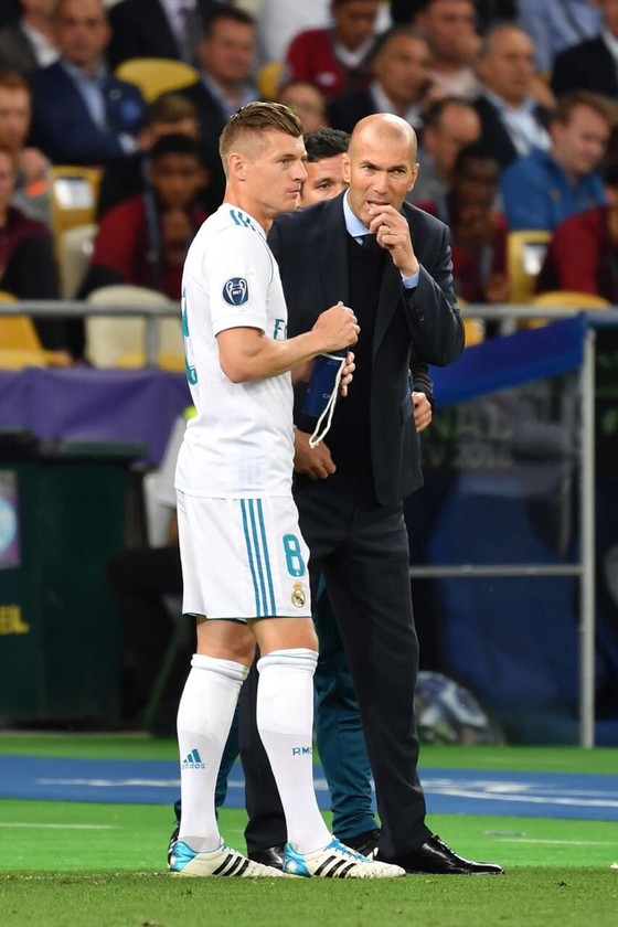 Sốc khi Zidane tuyên bố chia tay Real Madrid ảnh 4