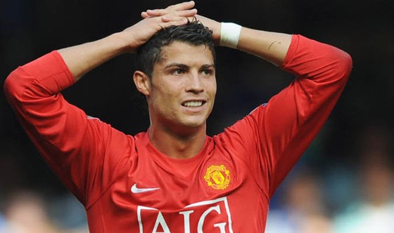 Sốc khi Ronaldo đòi nâng lương 75 triệu Euro/năm để ở lại Real Madrid ảnh 2