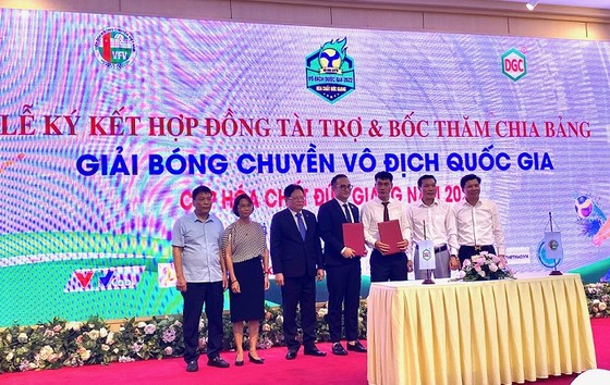 Liên đoàn bóng chuyền Việt Nam đã có nhà tài trợ mới ở mùa giải 2022. Ảnh: MINH CHIẾN