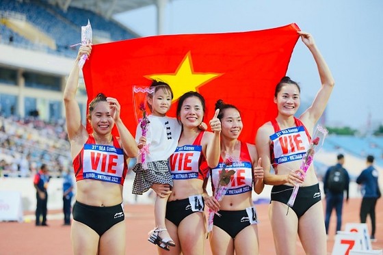 Điền kinh tặng 1 tỷ đồng, vinh danh những ngôi sao đội tuyển quốc gia ảnh 2