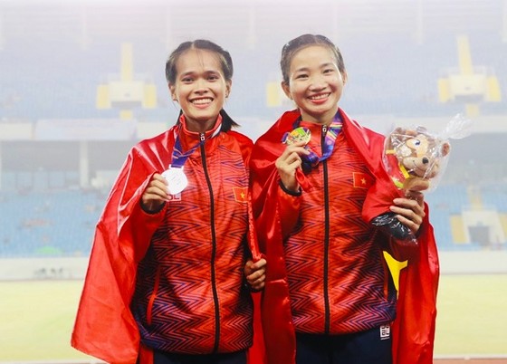 Các tuyển thủ đạt thành tích cao tại SEA Games 31 chắc chắn được trọng thưởng của Liên đoàn điền kinh Việt Nam. Ảnh: DŨNG PHƯƠNG