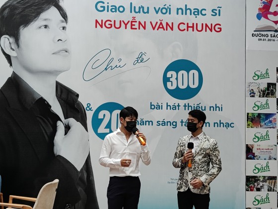 Nhạc sĩ Nguyễn Văn Chung ra mắt tuyển tập 300 bài hát thiếu nhi ảnh 1