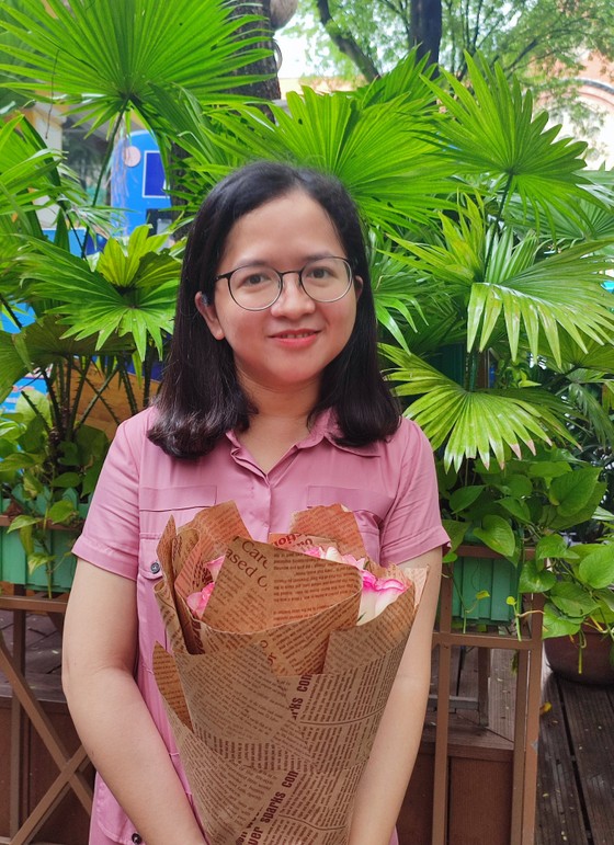 Tác giả Hồng Sakura: Muốn thành công và sống được với nghề, người viết phải nhận ra mình ngay trên trang viết ảnh 2