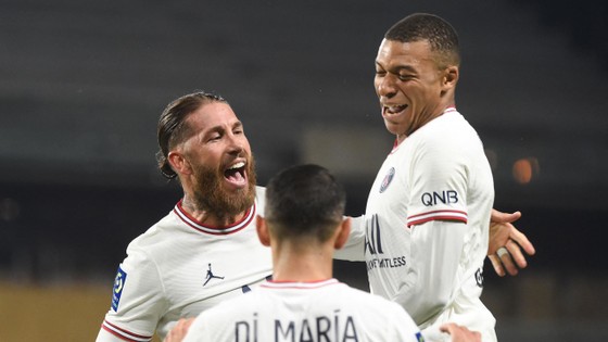Ramos và Mbappe cùng tỏa sáng trong chiến thắng trước Angers