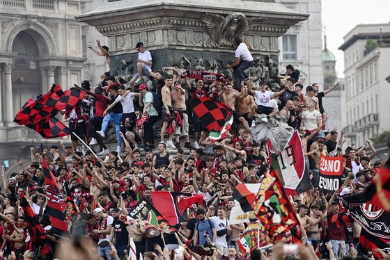 AC Milan vô địch Serie A: Scudetto của đắng cay và hạnh phúc ảnh 6
