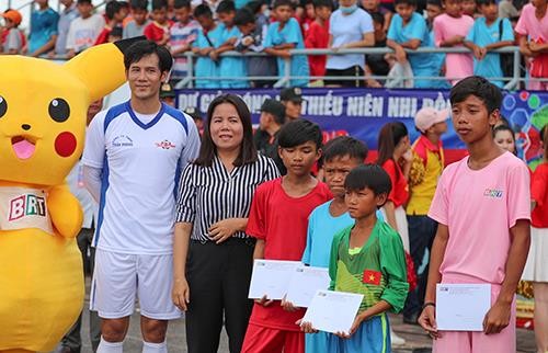 Giải bóng đá thiếu nhi Bà Rịa - Vũng Tàu 2019: Cầu thủ Lê Thái Vũ ghi đến 21 bàn thắng ảnh 7