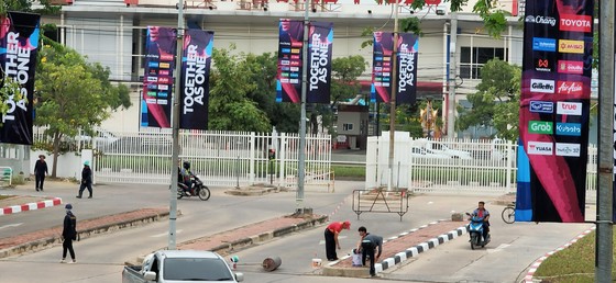 Khám phá sân Thammasat chuẩn bị cho “đại chiến” Thái Lan - Việt Nam ảnh 7