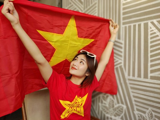 Bật mí dàn người đẹp dự đoán trận trận Việt Nam gặp Thái Lan ảnh 11
