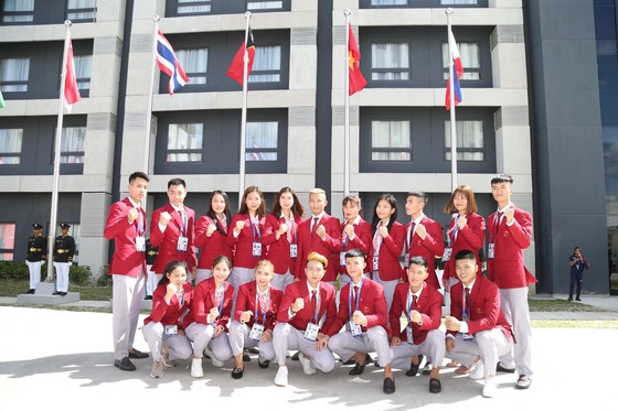 Lễ thượng cờ 'hoành tráng' của đoàn thể thao Việt Nam tại SEA Games 30 ảnh 1