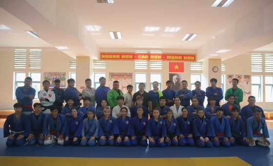 Các võ sĩ Kurash Lê Đức Đông và Trần Thương quyết tâm bảo vệ HCV ngay trên nhà ảnh 4