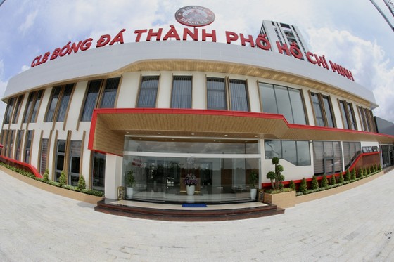 Cận cảnh vẻ đẹp khu phức hợp thể thao quận 7 nơi đội tuyển bóng đá Việt Nam tập luyện ảnh 3
