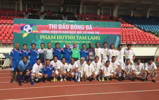 Các cựu cầu thủ họp mặt tưởng niệm 5 năm ngày mất HLV Phạm Huỳnh Tam Lang ảnh 5