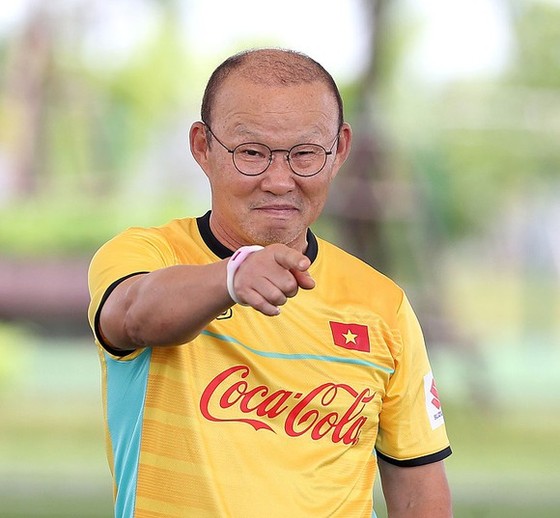HLV Park Hang-seo sang Hà Nội, sẵn sàng trở lại vòng loại World Cup 2022 ảnh 1
