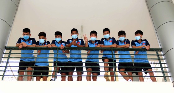 U19 Việt Nam hội quân, xét nghiệm Covid-19 ảnh 1