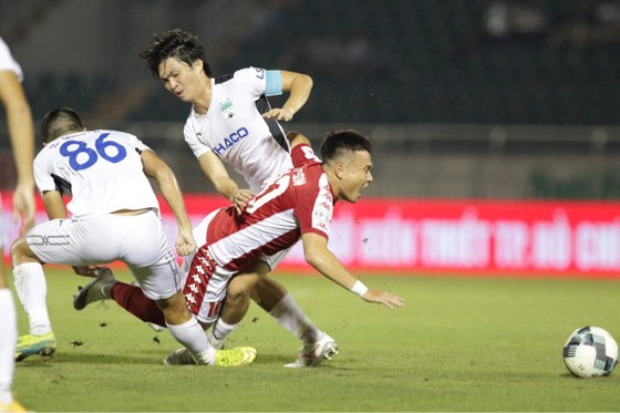 Kho điểm’ HA.GL giúp CLB TPHCM có trận thắng đầu tiên ảnh 1