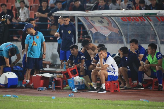Thắng Hải Phòng, CLB Quảng Nam vẫn xuống chơi ở hạng Nhất 2021 ảnh 1