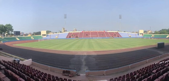 Sân Việt Trì, nơi đăng cai trận giao hữu lượt về thay cho sân Thống Nhất
